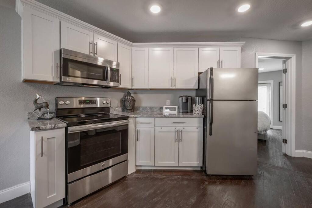 Chic Pad In Center Of Seminole Heights-322 Apartment Tampa Ngoại thất bức ảnh